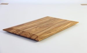 Plateau de service en bois de frêne, style plateau, rebord surélevé, poignée fine, grain naturel, HORECA, OEM, personnalisé, Vietnam - Product Image 6