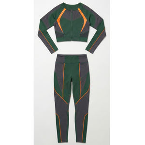 Ensemble de survêtements de sport personnalisés OEM à séchage rapide pour hommes et femmes, tenue de fitness en gros - Product Image 1