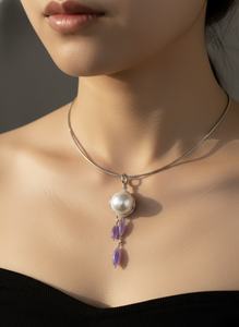 จี้ไข่มุกเซาท์ซีสีขาวขนาด 15 มม. เกรด AAAA ความยาว 16 ซม. ประดับด้วยหยกเจไดต์สีลาเวนเดอร์และเพชร ทองคำขาว 18K เครื่องประดับหรูสำหรับผู้หญิง - Product Image 4