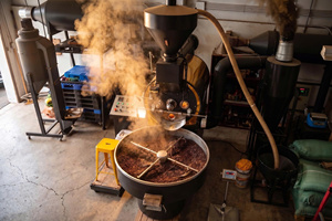 Café en grains torréfiés moyennement, Arabica et Robusta, saveur neutre, vente en gros, OEM, ODM - Product Image 4