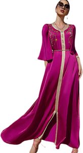 Abaya de luxe vert olive de Dubaï avec de magnifiques broderies, idéale pour les fêtes et les mariages, vente en gros d'abayas 2026 - Product Image 2