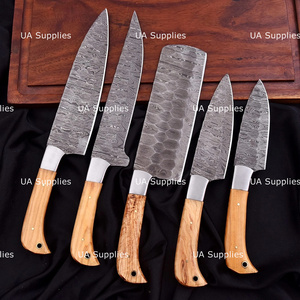 Ensemble de 5 couteaux de chef en acier damas fait main, manches en bois d'olivier, style traditionnel, finition haute brillance, longueur de lame de 4,5 à 9 pouces - Product Image 3
