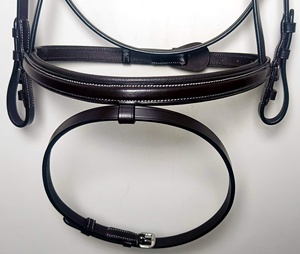 Bride de cheval en cuir argentin la plus vendue avec couture fantaisie avec circonférence de conception étroite matériel en acier inoxydable - Product Image 3