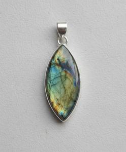 Pendentif en argent tibétain avec labradorite naturelle, forme d'ailes chrétiennes, style bohème, charme tendance, certifié authentique pour femme - Product Image 2