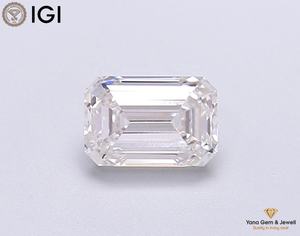 Diamante Cultivado en Laboratorio CVD de 1.00 Quilates, Corte Esmeralda, Certificado IGI, Color F, Claridad VVS1, para Anillo de Compromiso Eterno - Product Image 1