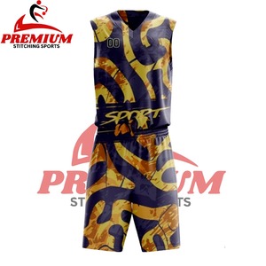 Uniforme de basket-ball imprimé sur mesure, tissu en polyester doux, respirant, séchage rapide, couleurs et logos personnalisables, uniforme de basket-ball - Product Image 3
