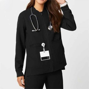 Tenue médicale pour femmes, uniforme d'hôpital avec pantalon cargo et service d'impression de logo personnalisé - Product Image 1