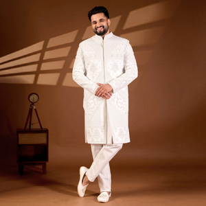 Sherwani para Hombre con Cuello Mandarín Estructurado, Diseño de Paneles Chevron, Sin Arrugas, para Bodas y Fiestas, Prenda Base Premium con Tacto Divino - Product Image 1