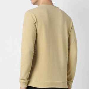 Pull en tricot à col rond beige pour homme, coupe classique, couleur unie, sweat-shirt décontracté à manches longues, vêtement d'automne - Product Image 3