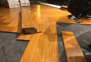 Pisos de Madera Dura de Alta Calidad al por Mayor, Pisos de Madera Impermeables, Nuevo Diseño para Exportación - Product Image 2