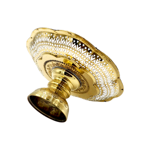 ถาดรองเสิร์ฟทองเหลืองแปดเหลี่ยมขนาด7 "ถาดยืนพร้อมกุหลาบดีไซน์ไม้บราสแวร์จากประเทศไทยถาดหรูหราระดับพรีเมียมสำหรับร้านอาหารชั้นนำของโรงแรม - Product Image 4