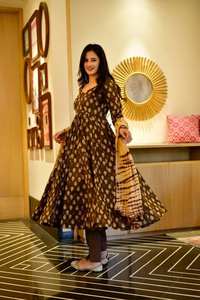 LUNCHING NEW DESIGNER FORMAL PARTY WEAR 2-COLOUR KURTA/<b>KURTI</b> FABRIC SILK SATIN with DIGITAL PRINT SLEEVES - Product Image 5