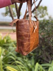 Nuevo Bolso Tote de Cuero Crunch, Elegante Bolso de Compras, Bolso de Mano para Mujer, Multiusos, Diseño Único - Product Image 3