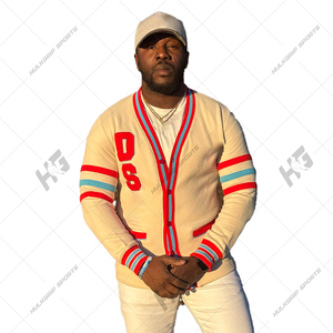 <span class=keywords><strong>Cardigan</strong></span> in Maglia Stile Varsity con Logo DS Personalizzato, Scollo a V, Colore Crema con Strisce Rosse e Blu e Patch in Ciniglia - Product Image 6