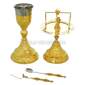 Cáliz y Patena de Latón Ornamentados |   Juego de Comunión Cristiana – DOUBLE VEE EXPORTS - Product Image 2