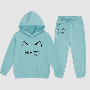 Conjunto de Sudadera con Capucha y Pantalones Deportivos de Felpa para Niños, con Estampado de Cara de Gato y Logotipo Personalizado, Ropa Deportiva de Color Sólido para Invierno - Product Image 1