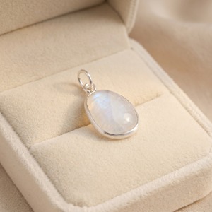 Natural <b>Rainbow</b> Moonstone Pendant 925 Sterling Silver Handmade White Gemstone Pendant Minimalist Jewelry Gift Women - Product Image 3