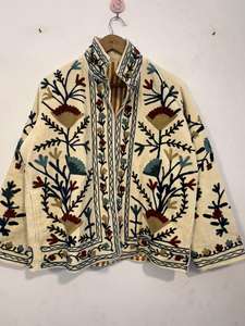 Veste Suzani en velours faite à la main, brodée de fils style bohème, confortable et décontractée, idéale pour demoiselle d'honneur - Product Image 6