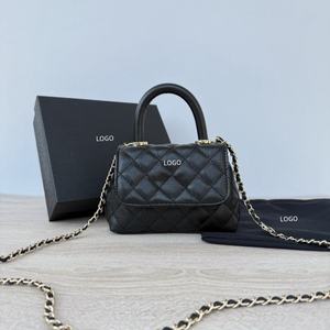 Sac à main carré de luxe pour femme en cuir véritable durable avec bandoulière chaîne, capacité jusqu'à 1L, OEM ODM Vente en gros - Product Image 1