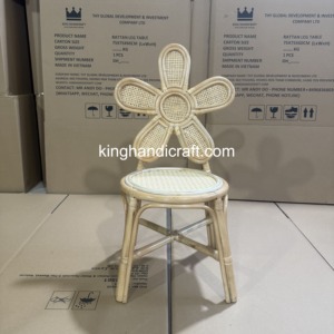 Chaise pour enfants en rotin naturel moderne, faite à la main, avec dispositif de sécurité pour événements extérieurs, mariages, fêtes et accessoires photo d'anniversaire - Product Image 6