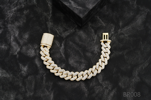 สร้อยข้อมือแบบ Cuban Link ดีไซน์ใหม่ ประดับเพชร VVS ระดับ Iced Out ทองคำแท้ 14K ของขวัญสำหรับงานหมั้น งานฉลองครบรอบ สำหรับทั้งชายและหญิง จากกูจารัต - Product Image 2