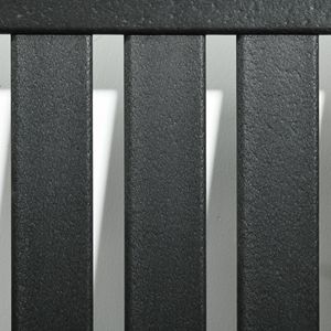 Sedia da pranzo da esterno nera con schienale a doghe, poltrona in plastica con braccioli per giardino, piscina, appartamenti/eventi/uso esterno - Product Image 6