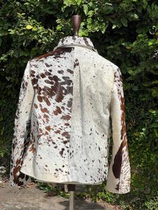 Veste en cuir véritable de vache à poils pour homme, marron et blanc, imprimé vache, style western ranch, faite à la main, OEM ODM, vente en gros, veste unisexe - Product Image 6