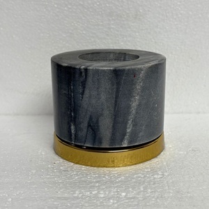 Colección Vintage AH Creations, Portavelas Ovalado Hecho a Mano de Mármol Natural Negro con Base de Metal para Comedor y Sala de Estar - Product Image 1