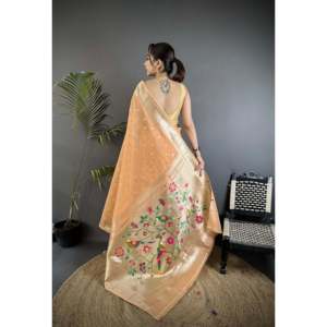 Sari Paithani en tissu épais avec motifs Mina Butti pour mariage - Product Image 6