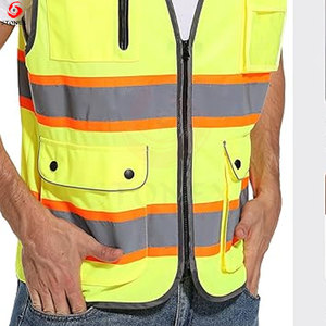 เสื้อกั๊กสะท้อนแสงสำหรับผู้ชายแบบกำหนดเองได้ มาตรฐาน ANSI Class 2 EN ISO 20471 รับรองการมองเห็นสูง น้ำหนักเบา ระบายอากาศได้ดี สำหรับงาน พร้อมติดแบรนด์ตามสั่ง - Product Image 3