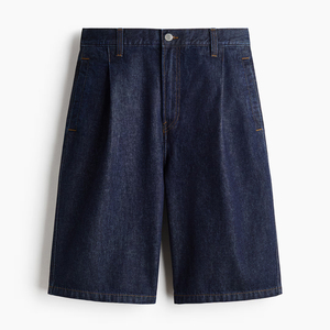 Shorts en jean bleu foncé pour homme, taille haute, coupe droite, style décontracté d'été, 100 % coton tissé, poches surpiquées - Product Image 1