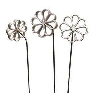 Sculpture de jardin en métal en forme de roseau naturel réaliste pour bassin, pelouse et accent paysager extérieur - Product Image 6