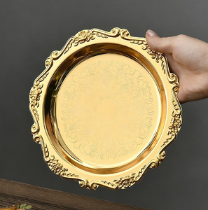 Sous-verres octogonaux en laiton brossé, avec des bords surélevés élégants et minimalistes, disponibles à prix de gros. - Product Image 4