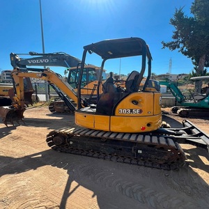 Mini-excavatrice Caterpillar abordable pour des travaux d'excavation, de terrassement, de préparation de sites, d'aménagement paysager et de construction générale efficaces - Product Image 2