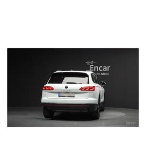 Volkswagen Touareg 3.0 TDI Premium 2023, Diésel, Transmisión Automática, Asientos de Cuero, Volante a la Izquierda, Cámara Trasera, 92,030 km - Product Image 4