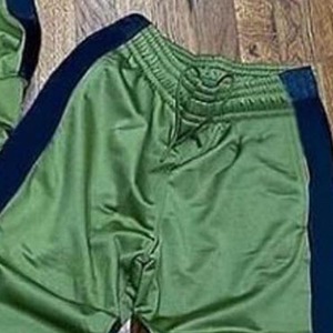 Unisex Green Tracksuit Solid Color Full Sleeve Zipper Closure Casual Wear Autumn Breathable Polyester Material Regular Fit - Product Image 2