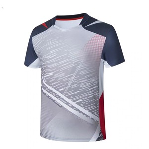 Camiseta Deportiva de Manga Corta con Cuello en V para Hombre, Diseño Geométrico, Secado Rápido, Tejido de Poliéster, Corte Regular - Product Image 5