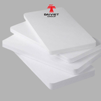 Feuille de plastique de panneau de mousse de PVC de conception moderne 17mm 0.7G/cm3 densité 100% sûr pour Offre Spéciale de salon avec le service de coupe