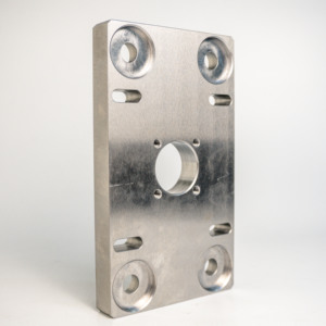 Plaque de montage moteur en acier inoxydable traité en surface AMT VINA, usinée CNC de haute précision, base adaptateur encastrée Hanoi - Product Image 2