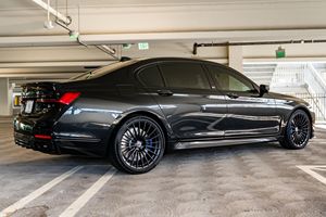 BMW Alpina B7 xDrive berline d'occasion 2022 en vente – Prête à être expédiée dans le monde entier - Product Image 4