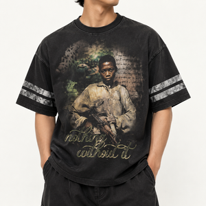 Camiseta Oversize de Algodón 100% con Estampado Gráfico Vintage DTG Personalizado, Estilo Streetwear, Negra Lavada, Unisex, Tejido de Punto - Product Image 1