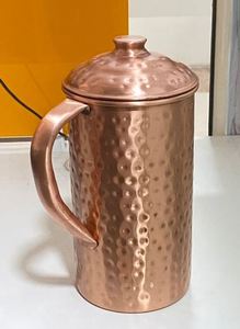 Ensemble de carafes en cuivre pour une présentation élégante et festive, service de boissons en métal avec verres, durable et réutilisable pour la cuisine. - Product Image 2