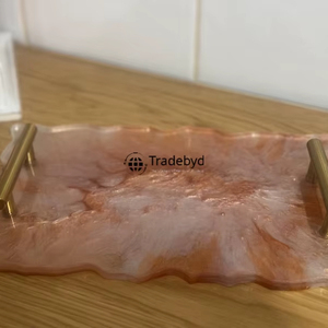 Elegante Bandeja Moderna de Resina, Plato Decorativo Móvil Hecho a Mano de Primera Calidad para Servir en la Cena y para Regalos, Tradebyd - Product Image 1