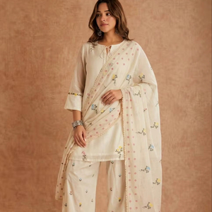 Ensemble Salwar Kameez Farshi pour femme TENNECY en pur coton et soie, idéal pour les fêtes, avec broderie multi-aiguilles, infroissable et extensible - Product Image 1