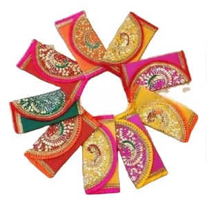 Sobres de Papel Hechos a Mano con Tela India, Hermosos Recuerdos Festivos y para Fiestas, Recuerdos de Boda, Sobres Shagun, Regalos de Boda - Product Image 1