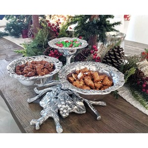 Ensemble de 3 bols décoratifs en argent de style antique, parfaits pour une décoration intérieure élégante et festive, vente en gros depuis l'Inde - Product Image 4