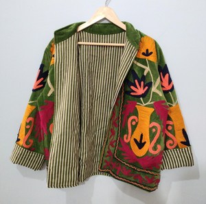 Colección Exclusiva: Chaqueta de Terciopelo con Bordado Suzani, Diseño de Florero, Estilo Boho, Manga Larga, Cuello Mandarín, Blazer de Invierno - Product Image 4