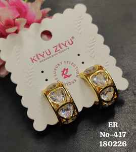 Elegantes Pendientes de Diamantes Americanos |   Aros de Acero Inoxidable Chapados en Oro de Moda para Mujer, Joyería de Moda al por Mayor de la India - Product Image 5