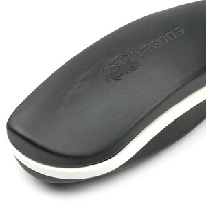 กล่องใส่แว่นตาหนัง PU ลายเส้นสีดำแบบคลาสสิก - Product Image 5