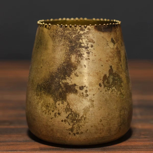 Recipientes de latón de lujo hechos a mano para velas, portavelas, contenedor para una decoración elegante del hogar, pieza decorativa. - Product Image 1